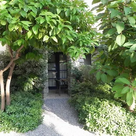 Sun Blue 公寓式酒店