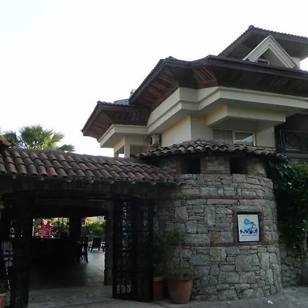 Sun Blue 3* 伊丘美勒