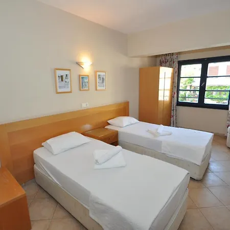 Sun Blue Hotel apartamentowy 3*